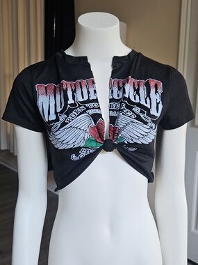 3/$6 Motorcycle Cropped Tie Front Shortsleeve Graphic T Shirt Size Small - Black